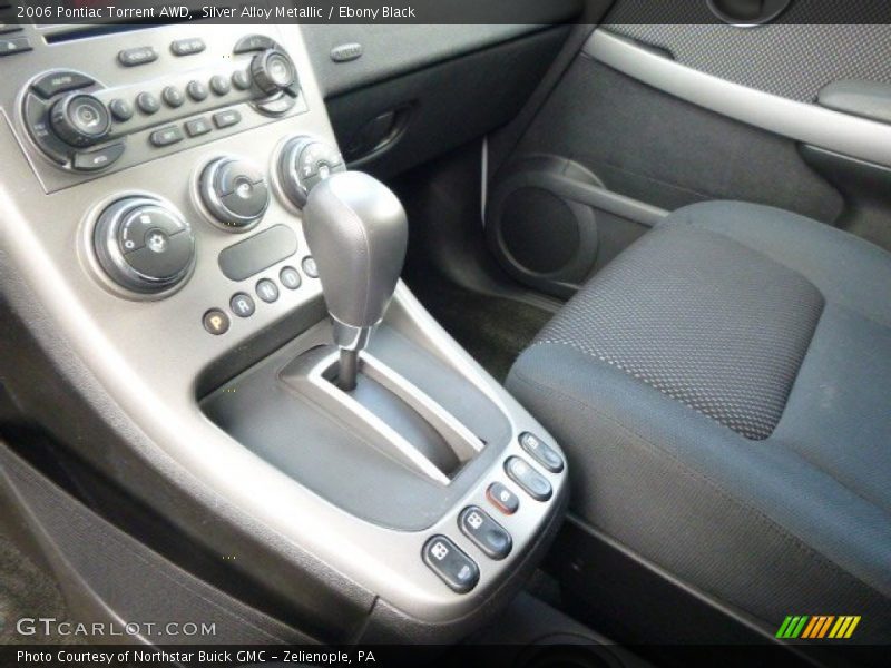 Silver Alloy Metallic / Ebony Black 2006 Pontiac Torrent AWD