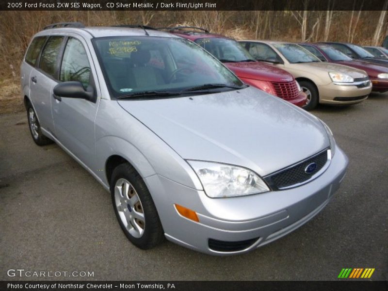 CD Silver Metallic / Dark Flint/Light Flint 2005 Ford Focus ZXW SES Wagon