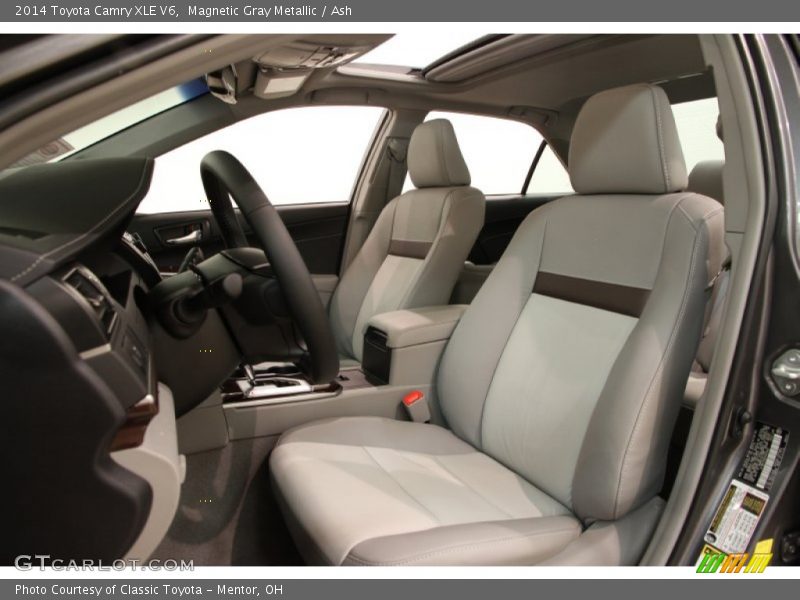 Magnetic Gray Metallic / Ash 2014 Toyota Camry XLE V6