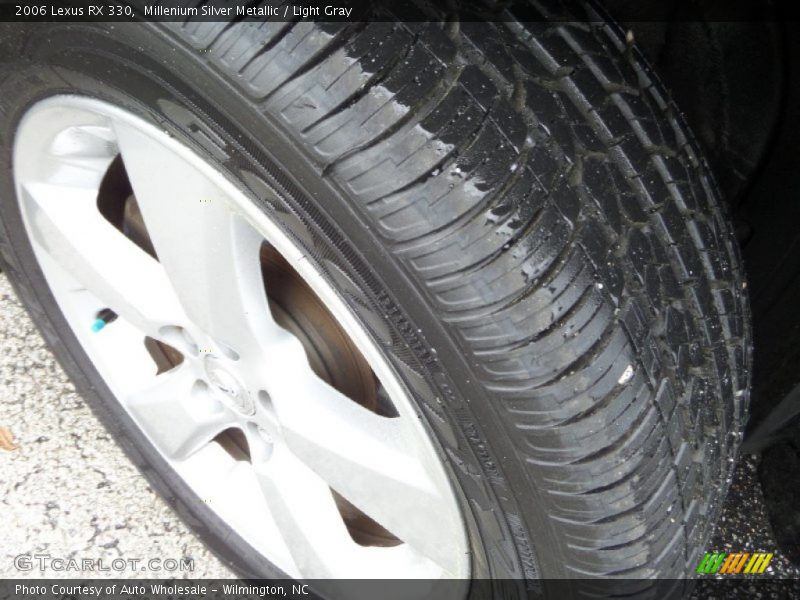 Millenium Silver Metallic / Light Gray 2006 Lexus RX 330