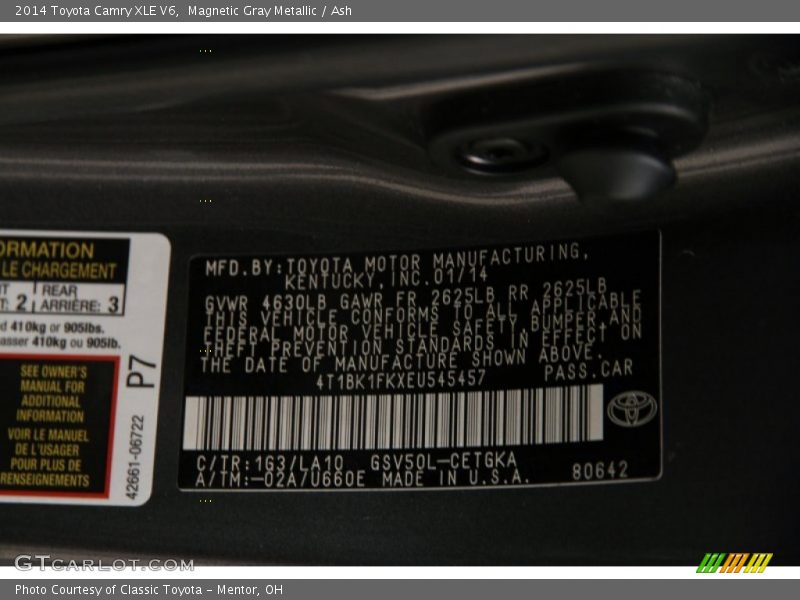 Magnetic Gray Metallic / Ash 2014 Toyota Camry XLE V6