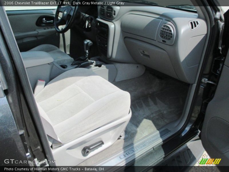 Dark Gray Metallic / Light Gray 2006 Chevrolet TrailBlazer EXT LT 4x4