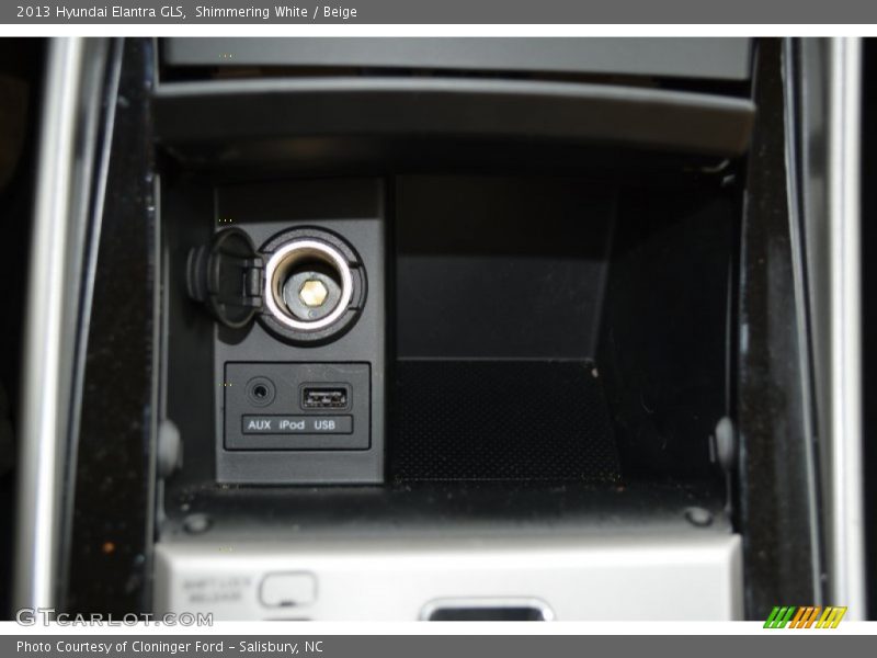 Shimmering White / Beige 2013 Hyundai Elantra GLS