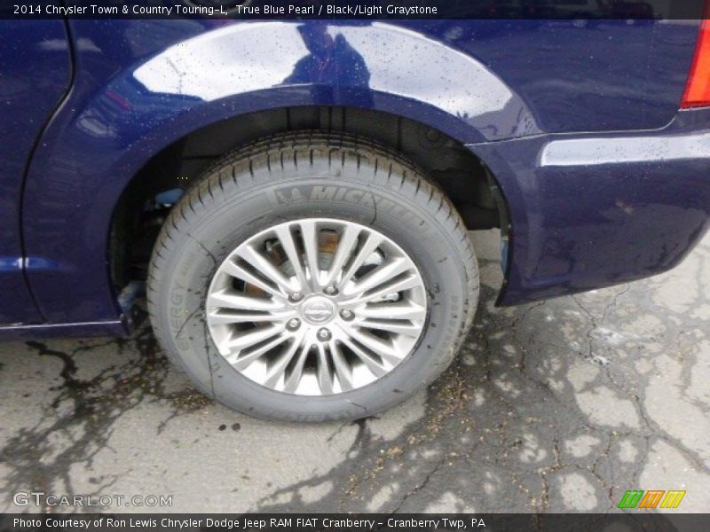True Blue Pearl / Black/Light Graystone 2014 Chrysler Town & Country Touring-L