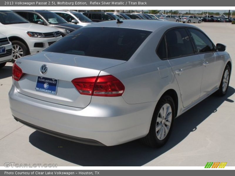 Reflex Silver Metallic / Titan Black 2013 Volkswagen Passat 2.5L Wolfsburg Edition