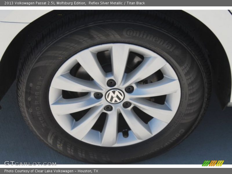 Reflex Silver Metallic / Titan Black 2013 Volkswagen Passat 2.5L Wolfsburg Edition