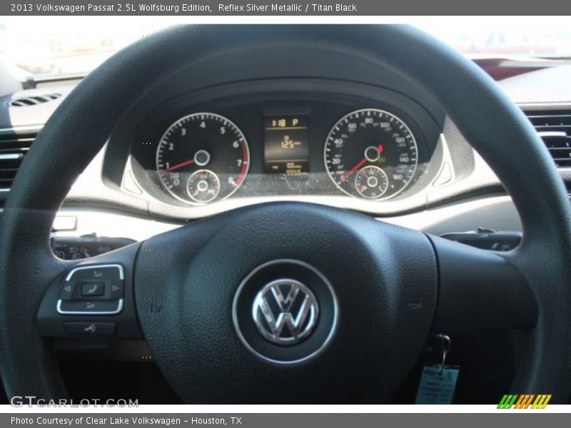 Reflex Silver Metallic / Titan Black 2013 Volkswagen Passat 2.5L Wolfsburg Edition