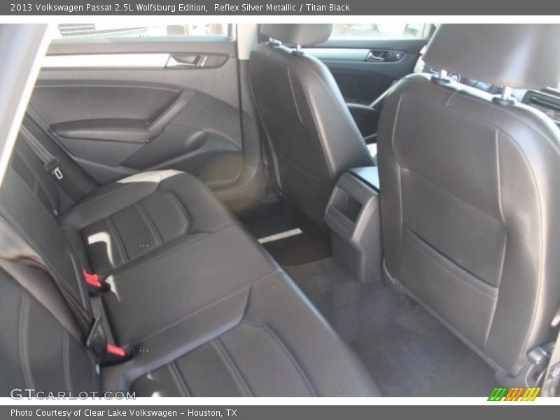 Reflex Silver Metallic / Titan Black 2013 Volkswagen Passat 2.5L Wolfsburg Edition