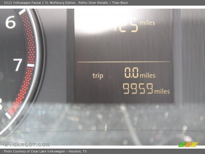 Reflex Silver Metallic / Titan Black 2013 Volkswagen Passat 2.5L Wolfsburg Edition