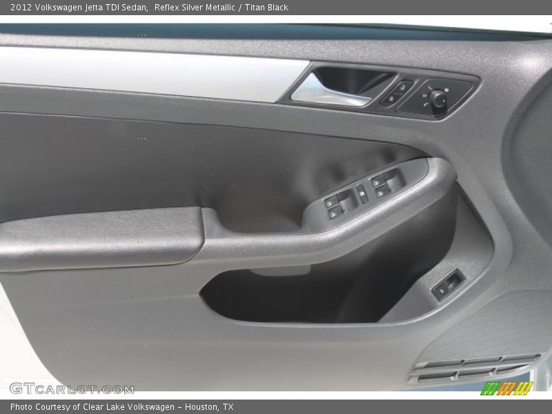 Reflex Silver Metallic / Titan Black 2012 Volkswagen Jetta TDI Sedan
