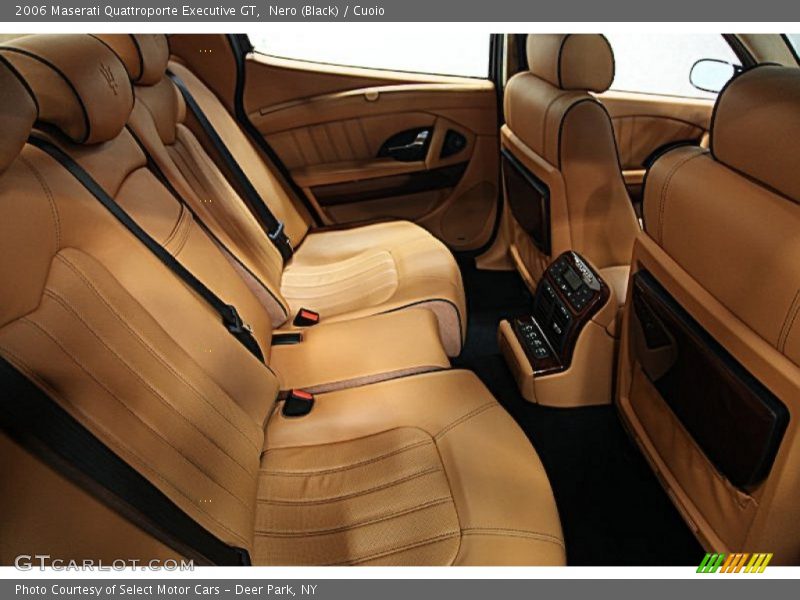 Nero (Black) / Cuoio 2006 Maserati Quattroporte Executive GT