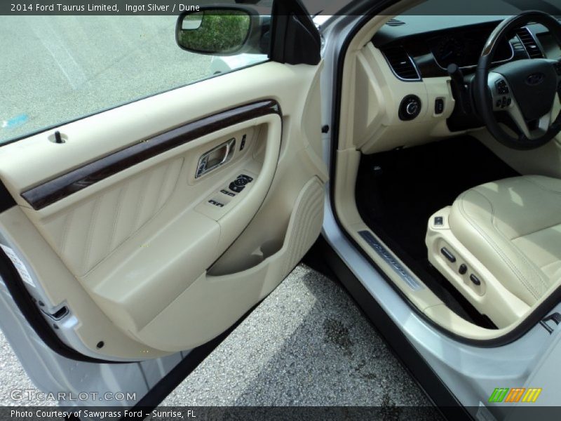 Ingot Silver / Dune 2014 Ford Taurus Limited