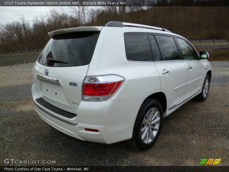 Blizzard White Pearl / Ash 2013 Toyota Highlander Hybrid Limited 4WD