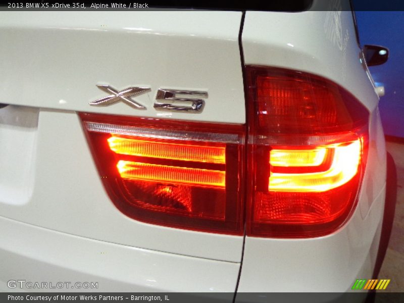 Alpine White / Black 2013 BMW X5 xDrive 35d