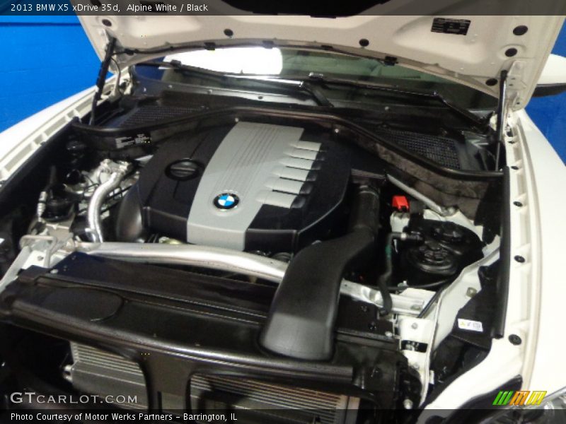 Alpine White / Black 2013 BMW X5 xDrive 35d