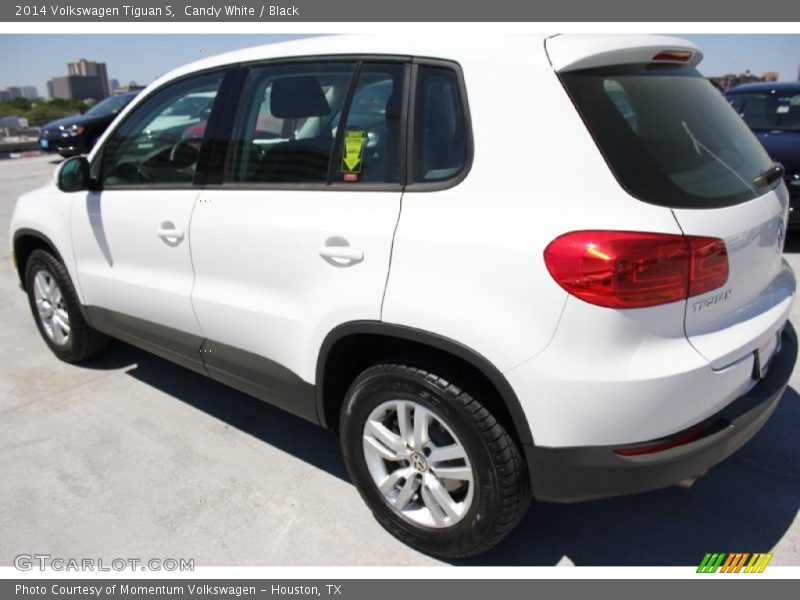 Candy White / Black 2014 Volkswagen Tiguan S
