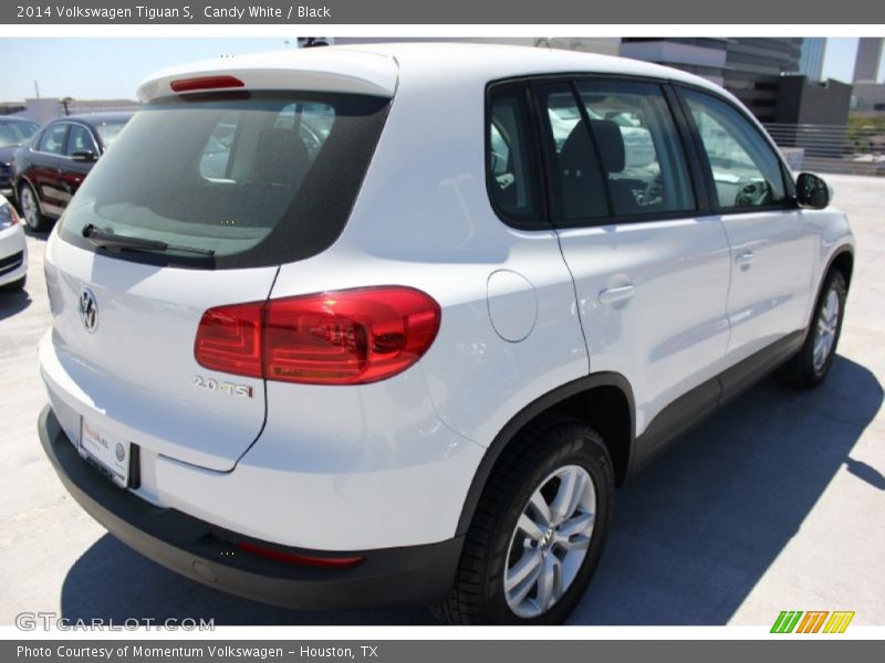 Candy White / Black 2014 Volkswagen Tiguan S