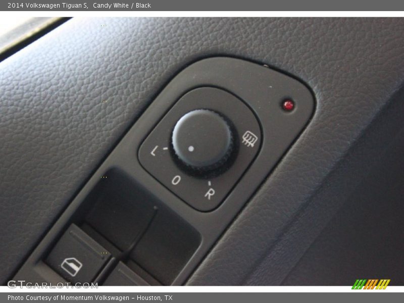 Candy White / Black 2014 Volkswagen Tiguan S