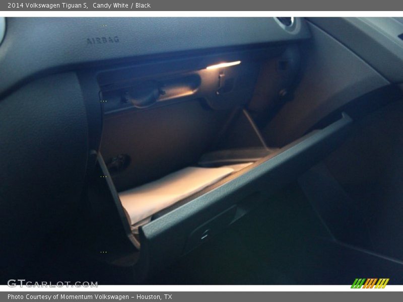 Candy White / Black 2014 Volkswagen Tiguan S