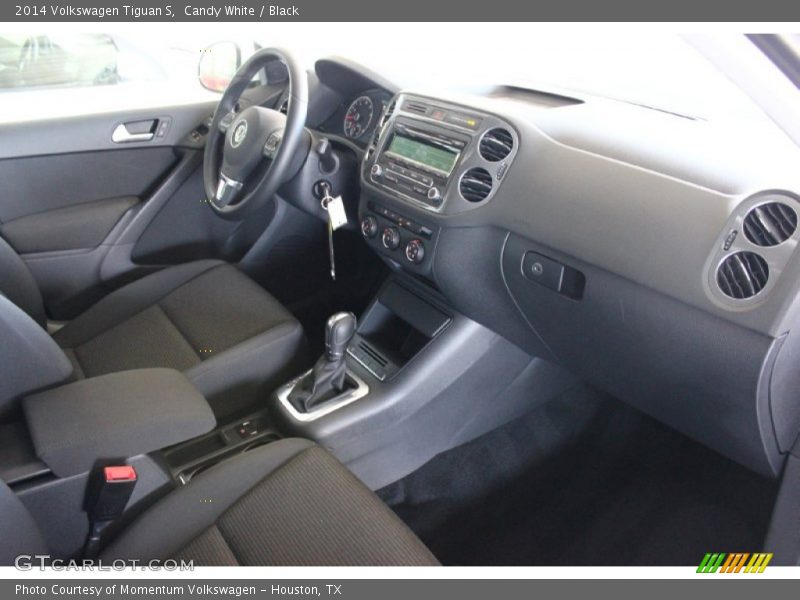 Candy White / Black 2014 Volkswagen Tiguan S