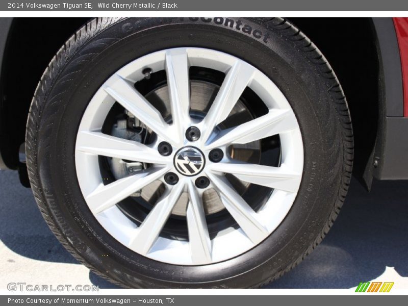 Wild Cherry Metallic / Black 2014 Volkswagen Tiguan SE