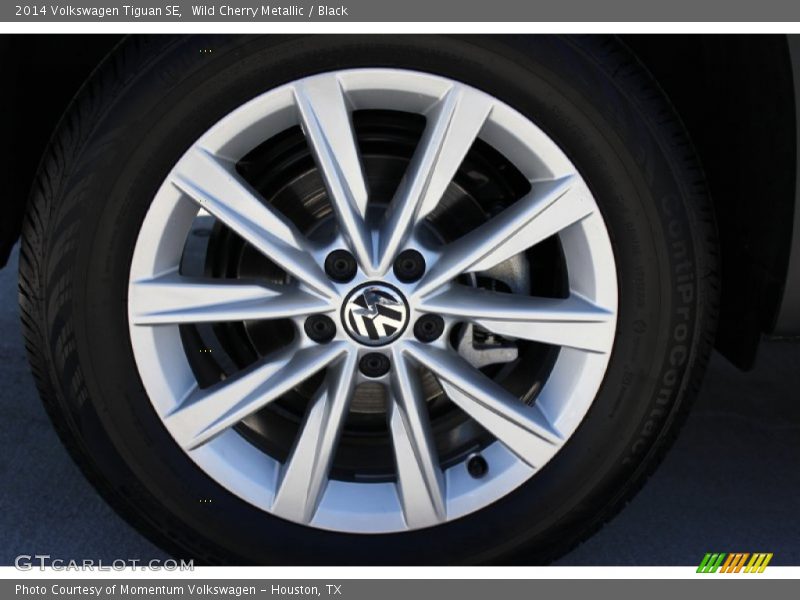 Wild Cherry Metallic / Black 2014 Volkswagen Tiguan SE
