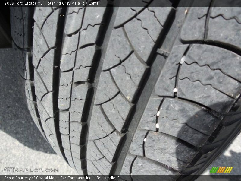Sterling Grey Metallic / Camel 2009 Ford Escape XLT