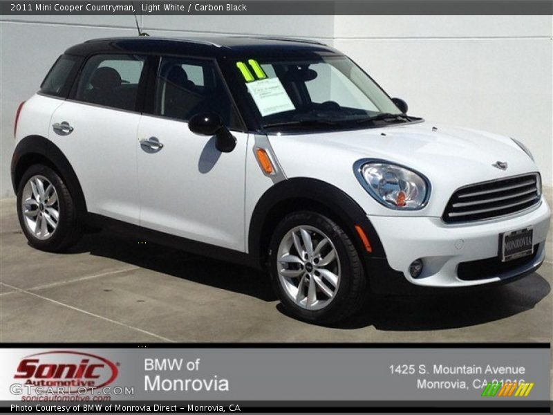 Light White / Carbon Black 2011 Mini Cooper Countryman