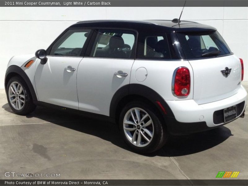 Light White / Carbon Black 2011 Mini Cooper Countryman
