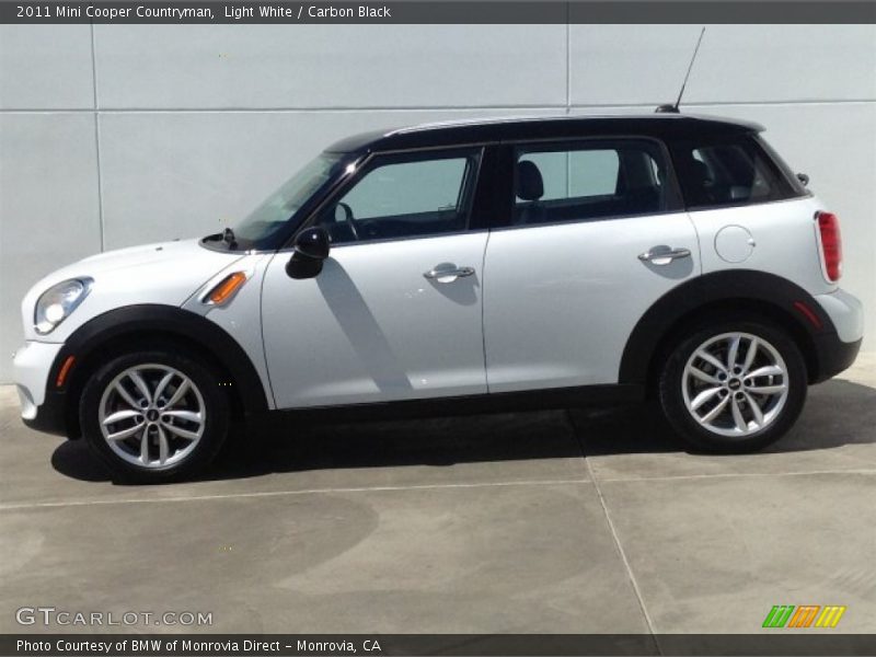 Light White / Carbon Black 2011 Mini Cooper Countryman