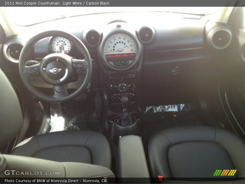Light White / Carbon Black 2011 Mini Cooper Countryman