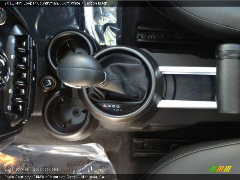 Light White / Carbon Black 2011 Mini Cooper Countryman