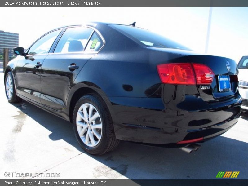 Black / Titan Black 2014 Volkswagen Jetta SE Sedan