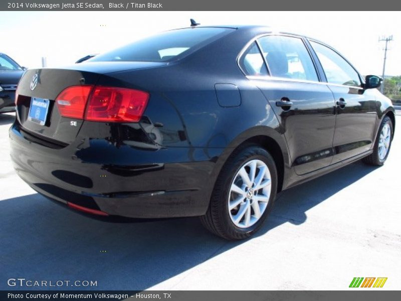 Black / Titan Black 2014 Volkswagen Jetta SE Sedan
