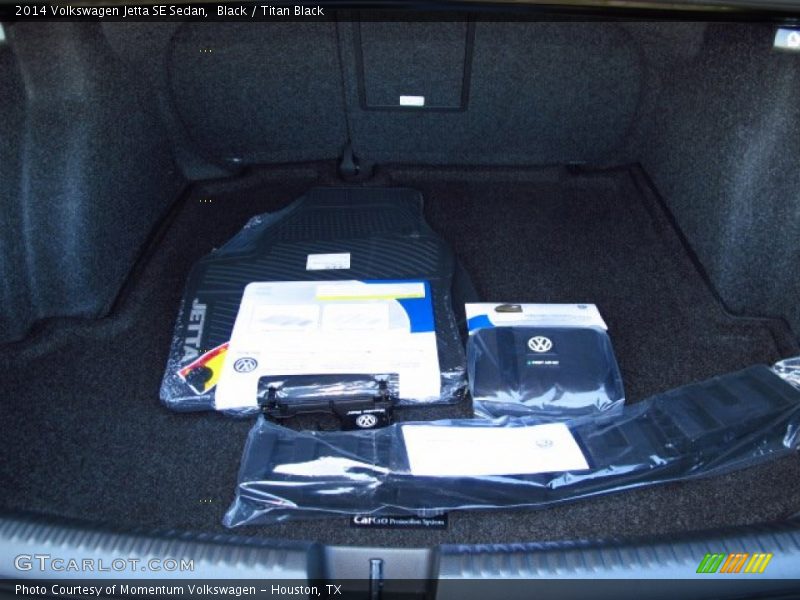 Black / Titan Black 2014 Volkswagen Jetta SE Sedan