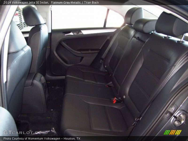 Platinum Gray Metallic / Titan Black 2014 Volkswagen Jetta SE Sedan