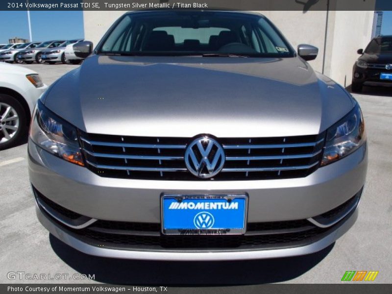 Tungsten Silver Metallic / Titan Black 2014 Volkswagen Passat TDI SE