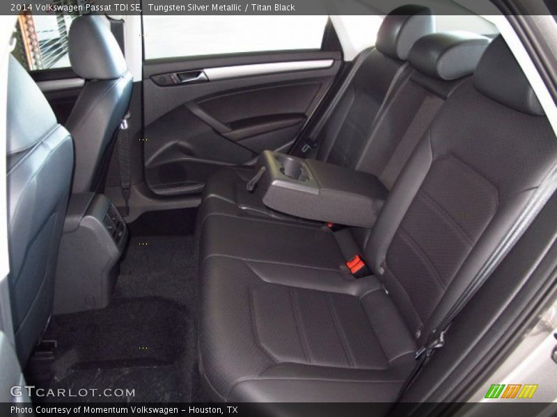 Tungsten Silver Metallic / Titan Black 2014 Volkswagen Passat TDI SE
