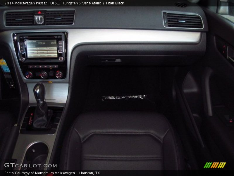Tungsten Silver Metallic / Titan Black 2014 Volkswagen Passat TDI SE