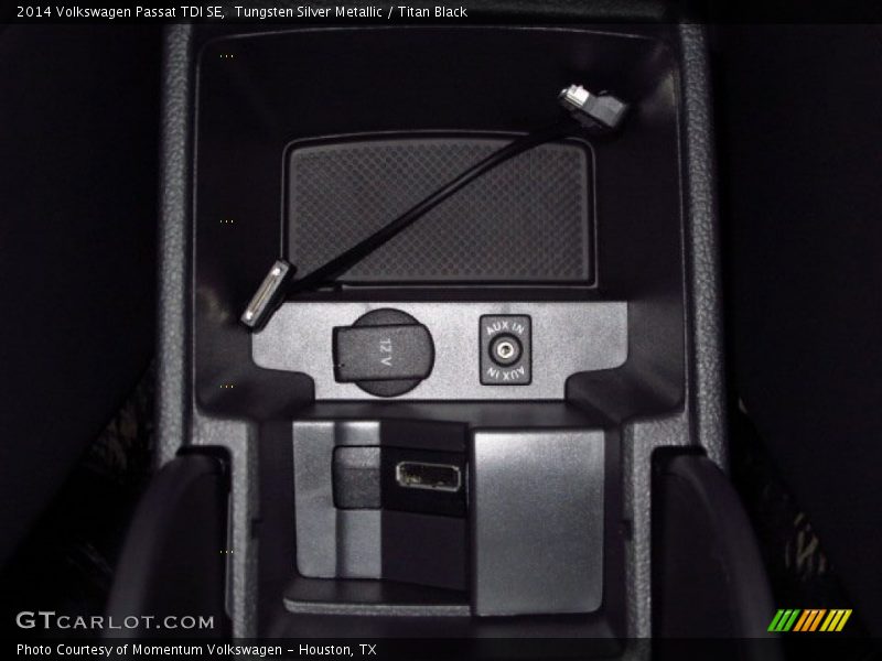 Tungsten Silver Metallic / Titan Black 2014 Volkswagen Passat TDI SE