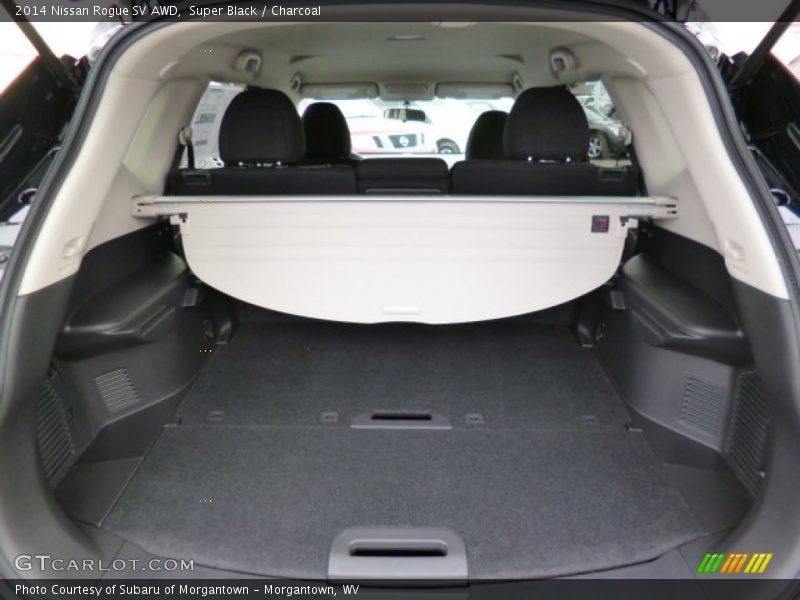 Super Black / Charcoal 2014 Nissan Rogue SV AWD