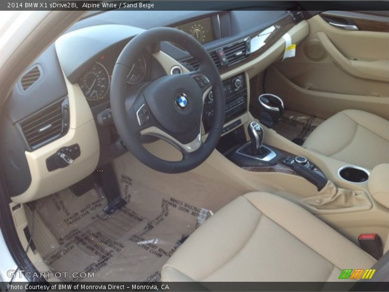 Alpine White / Sand Beige 2014 BMW X1 sDrive28i