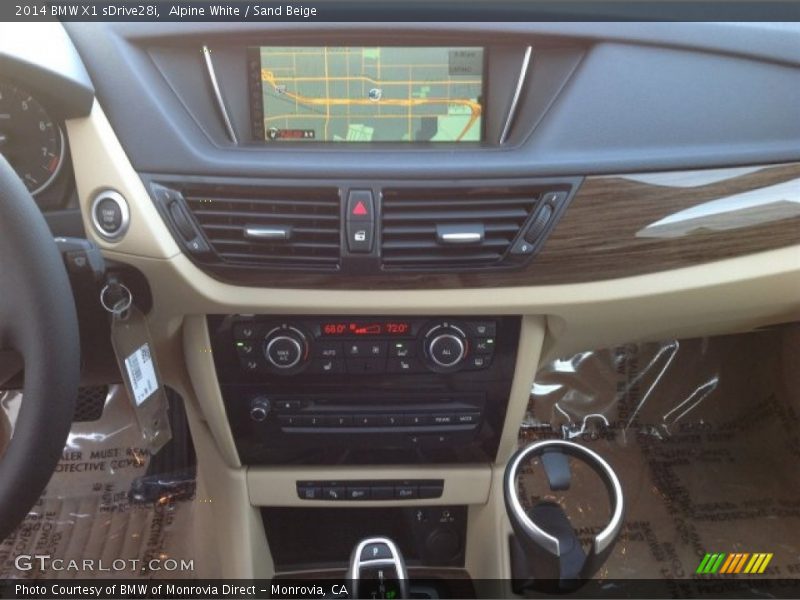 Alpine White / Sand Beige 2014 BMW X1 sDrive28i