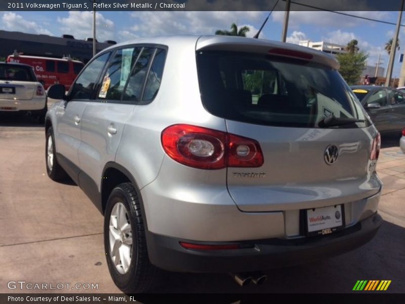 Reflex Silver Metallic / Charcoal 2011 Volkswagen Tiguan S