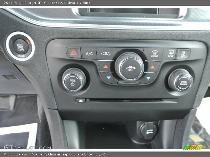 Granite Crystal Metallic / Black 2014 Dodge Charger SE