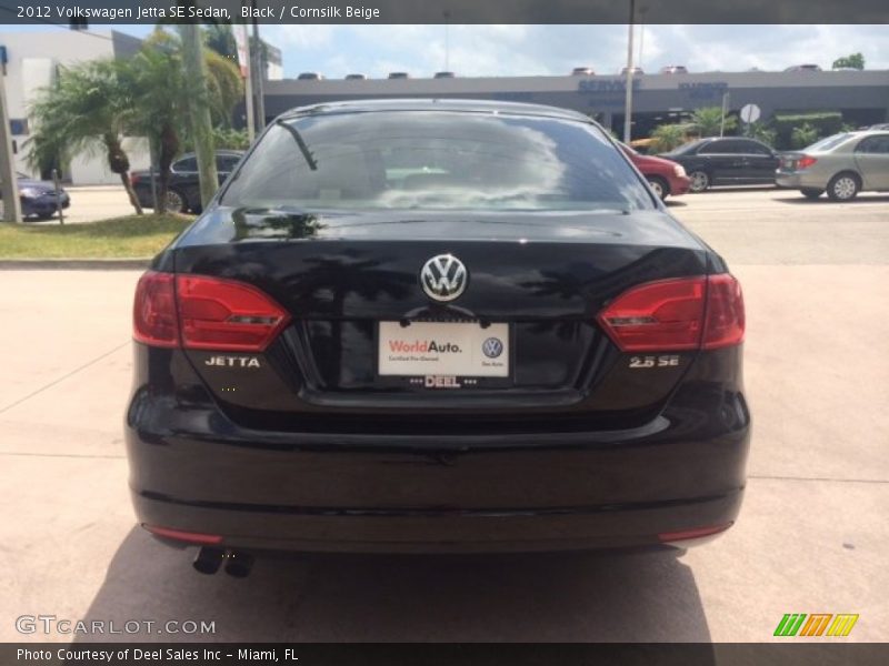 Black / Cornsilk Beige 2012 Volkswagen Jetta SE Sedan