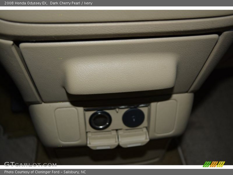 Dark Cherry Pearl / Ivory 2008 Honda Odyssey EX