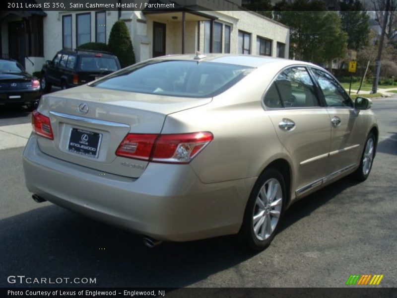 Satin Cashmere Metallic / Parchment 2011 Lexus ES 350
