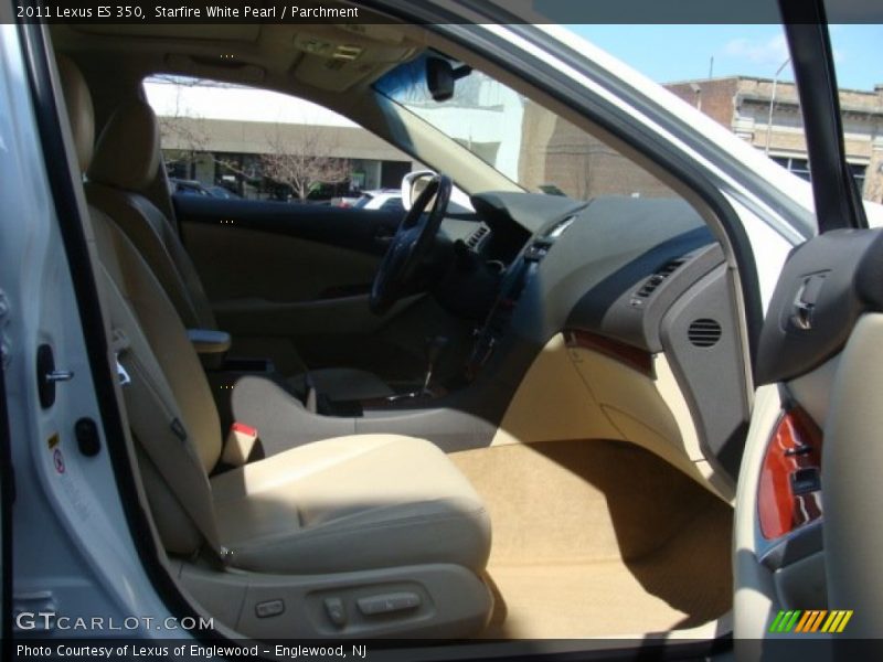 Starfire White Pearl / Parchment 2011 Lexus ES 350