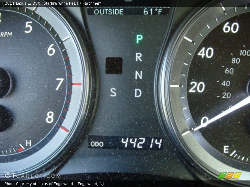 Starfire White Pearl / Parchment 2011 Lexus ES 350